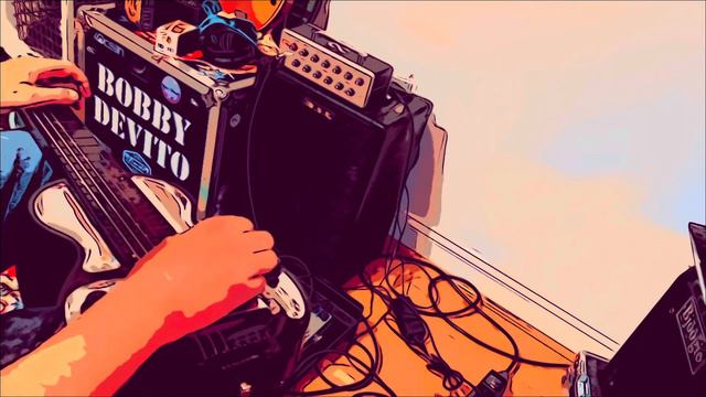 Bobby D playing poor slide guitar on a 1938 Rickenbacker Electro Model B смотреть онлайн