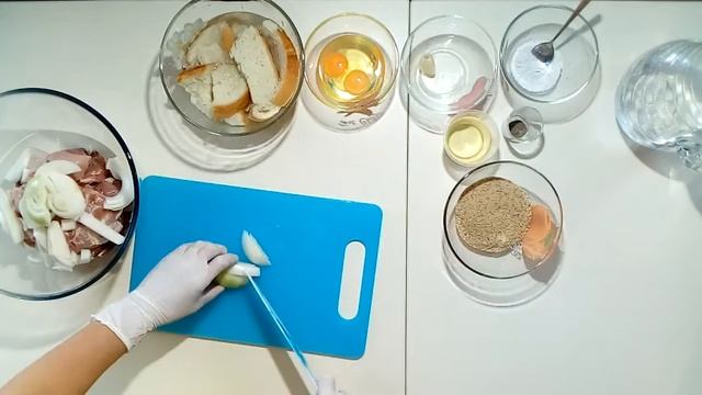 Готовим " Свиные котлеты " смотреть онлайн