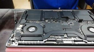 MacBook A2141 Disassembly