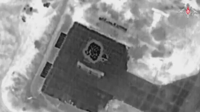 Уничтожение Ланцетом украинский Су-25 на аэродроме Долгинцево в Днепропетровской области. смотреть онлайн