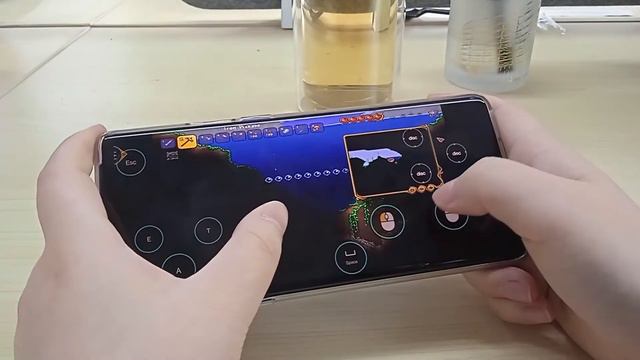 Terraria played on phone with Netboom смотреть онлайн