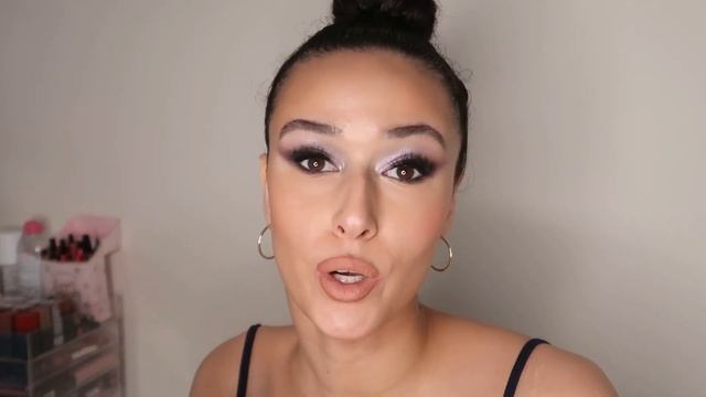 HUDA BEAUTY WILD JAGUAR OBSESSIONS - review and tutorial смотреть онлайн