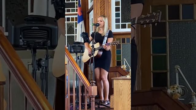 While I Wait by Gary Levox covered by Kelsey Ledford смотреть онлайн