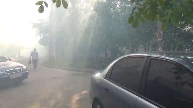 Пожар на ЖД рынке в Донецке 20.06.2013 смотреть онлайн