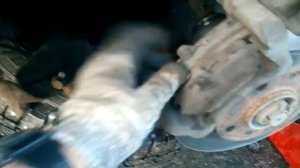 Замена передних тормозных колодок "Lifan Breez"