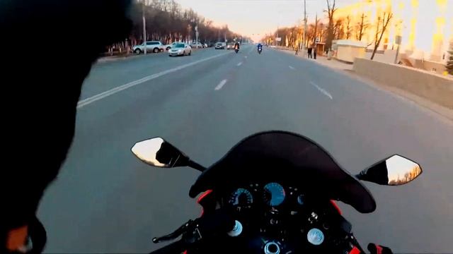 Открыли мотосезон. По городу на Honda cbr600 смотреть онлайн