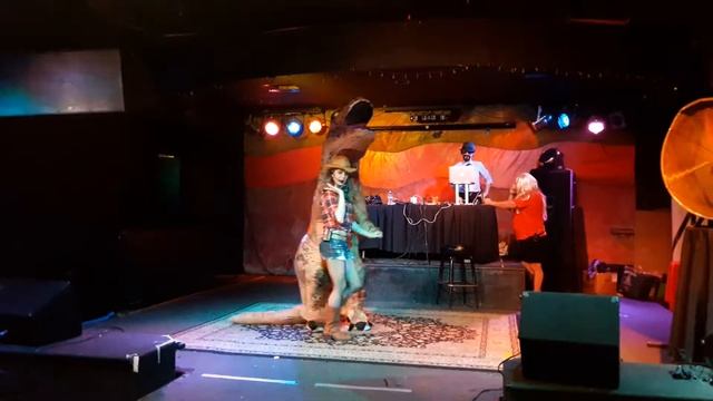 Salseros-LA / Bachata Pattern, Paladinos 10/30/16 HALLOWEEN смотреть онлайн