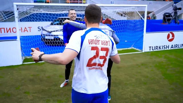 АМКАЛ ПРОТИВ ИГРОКА РЕАЛА // кто больше забьёт пенальти за минуту смотреть онлайн