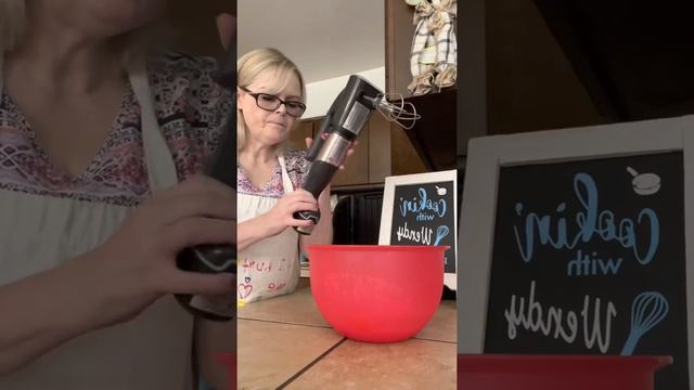 Hand Mixer смотреть онлайн