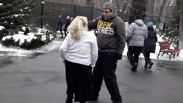 Молнией проносятся года!!!??Танцы в парке Горького!!!?? Харьков 2022 смотреть онлайн