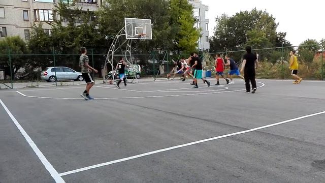 Добртица Стрийтбол 2 смотреть онлайн
