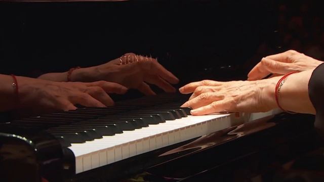 Martha Argerich Plays Chopin Concerto No. 1 (live 2019)