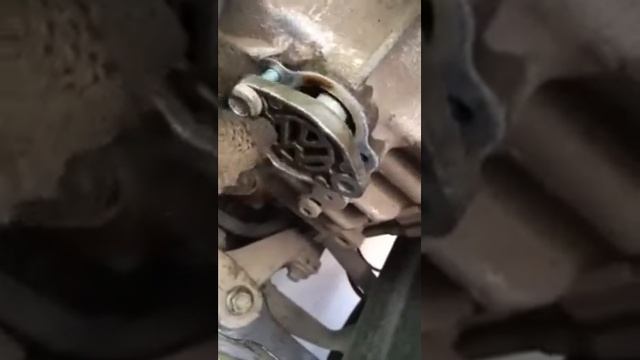 Замена масла КПП VW Caddy II / Transmission Oil Change MT VW CADDY II смотреть онлайн