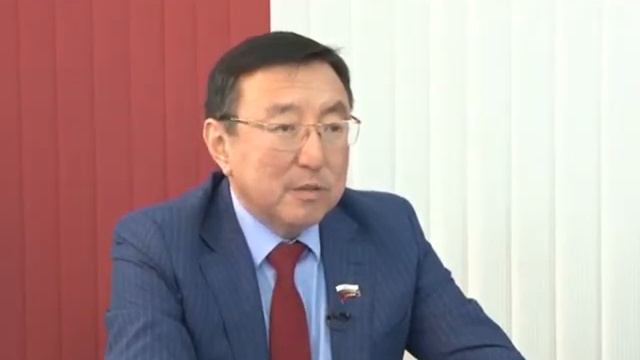 В гостях депутат Госдумы от Бурятии Иринчей Матханов смотреть онлайн