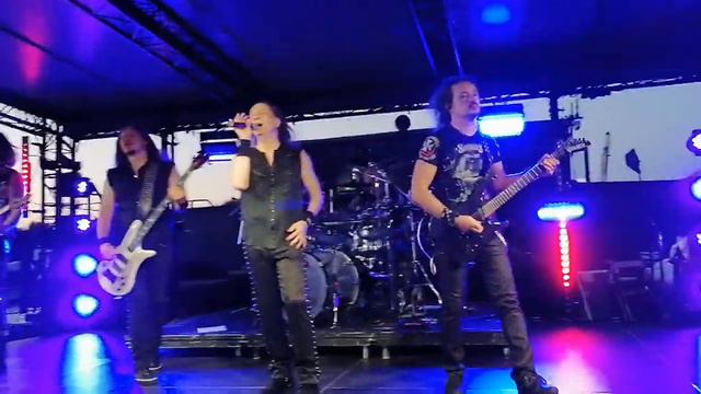 Немного фото с концерта на корабле группы "Кипелов" 12 июля 2022 года смотреть онлайн