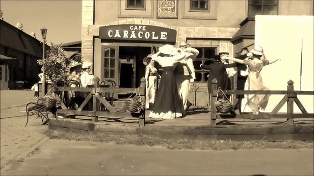 Дирижабль. Усадьба Горки Ленинские. 27.08.16.