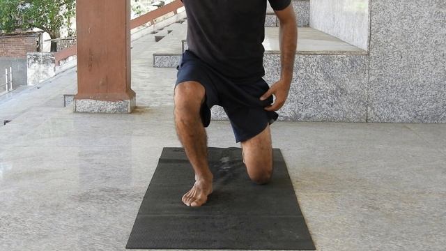 How to fix KNOCK KNEES| Posture correction (In Hindi) смотреть онлайн