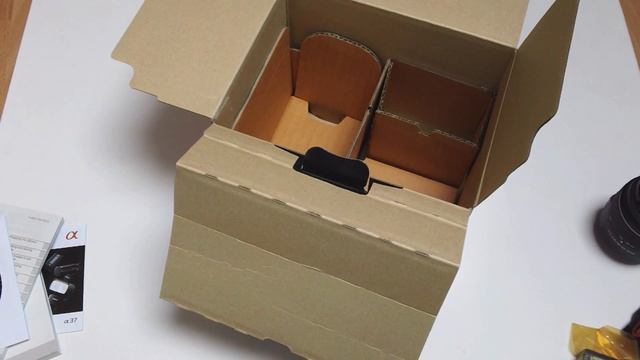 Sony Alpha 37 DSLR Unboxing смотреть онлайн