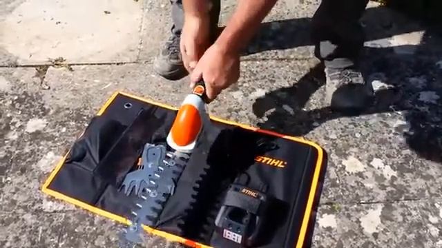 TOSACESPUGLI A BATTERIA STIHL HSA25 смотреть онлайн