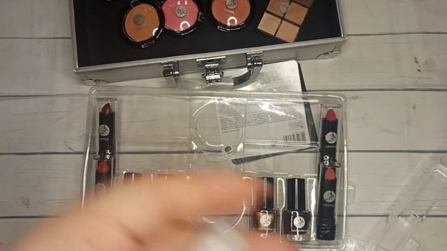 Чемодан косметики с Вайлдберриз ? Обзор косметики за 1500 смотреть онлайн