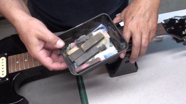 Seymour Duncan Slash Pickup Installation... an Epiphone Les Paul Special II is the lucky recipient! смотреть онлайн