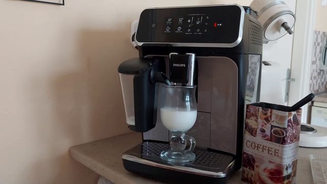Philips Ep2235/40 Latte Go смотреть онлайн