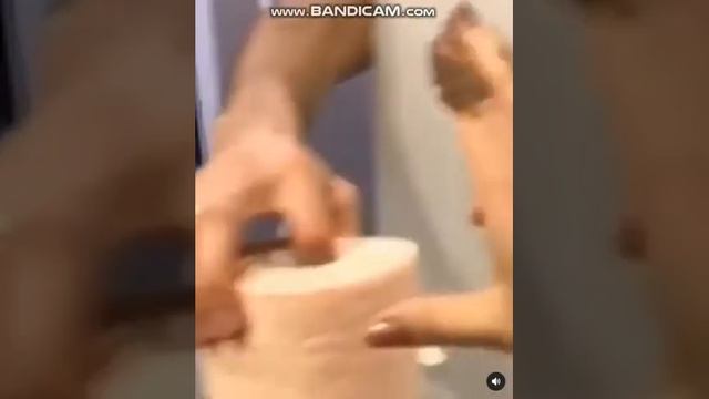 Андрей, подай туалетную бумагу смотреть онлайн