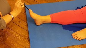 Тест на чувствительность стопы с помощью карандаша