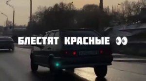 МАЛЫШКА ХОЧЕТ ЛАСКИ БЛЕСТЯТ КРАСНЫЕ ГЛАЗКИ