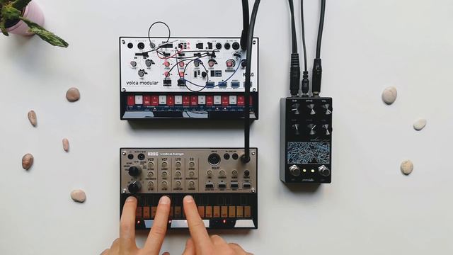 Volca Keys ambient with Pecan Edera pedal and Volca Modular смотреть онлайн