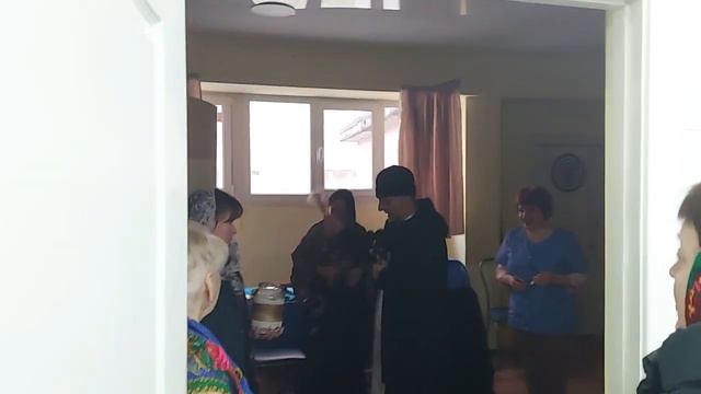 Настоятель Свято Софієвського храму - отець Йосип освятив приміщення центру дозвілля! смотреть онлайн