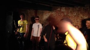 Jah Division — Кубана + Децл aka Le Truk — Потабачим (live @ Гегель / 11.05.2013)