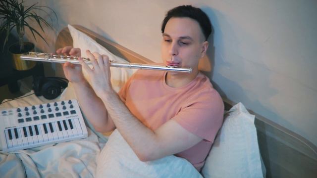 Уснул на вписке, Песня из Тик Ток, Powfu - death bed (Flute cover) смотреть онлайн