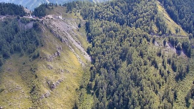 Перевал Чике-Таман. Чуйский тракт. Горный Алтай. Виды с высоты птичьего полета. смотреть онлайн