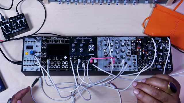 Exploring EarthQuaker Devices' Wave Transformer смотреть онлайн