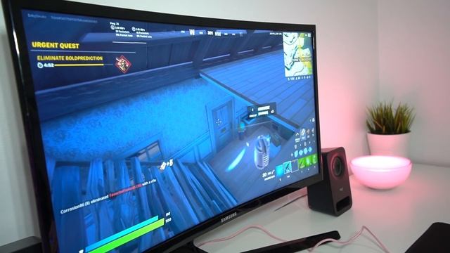 Kid Plays Fortnite With GIRL GAMING SETUP... смотреть онлайн