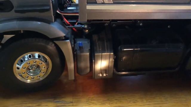 タミヤ, メルセデスベンツ アロクス 3348 ダンプトラック 1/14 ラジコン Tamiya Mercedes benz Arocs 3348 Tipper Truck RC смотреть онлайн