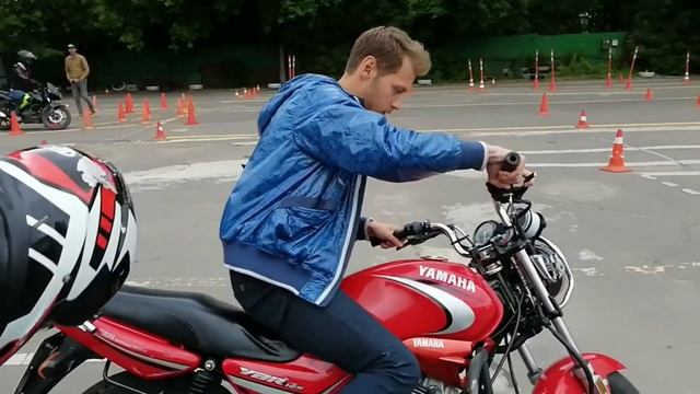 Первый пробный урок вождения мотоцикла , @Moto-School ZEN @Мотошкола Баланса ДЗЕН смотреть онлайн