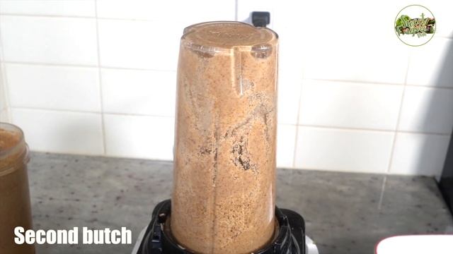 How to make Almond Butter In A Blender || Easy Homemade Almond Butter || No Preservatives! смотреть онлайн