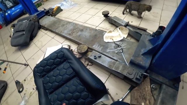 БЮДЖЕТНАЯ перетяжка салона ЭКО КОЖЕЙ на ВАЗ 2114 | СОТЫ под СТРОЧКУ смотреть онлайн