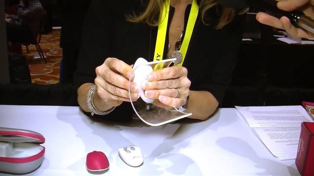 CES 2017: Nuelle Fiera & Remote Feminine Arousal Tool смотреть онлайн