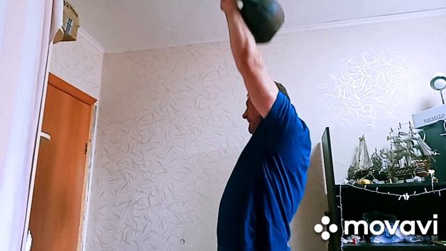 Силовой подъем гири 32 кг. После перерыва работы с весами смотреть онлайн