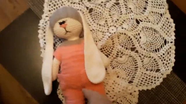 ОБЗОР ВЯЗАНЫХ ИЗДЕЛИЙ КРЮЧКОМ .ЗАЙКА ТИЛЬДА . смотреть онлайн