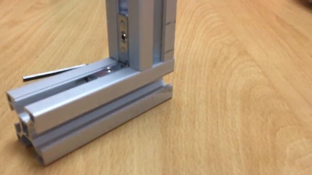 Внутренний угловой соединитель паз 8 (прямой) смотреть онлайн