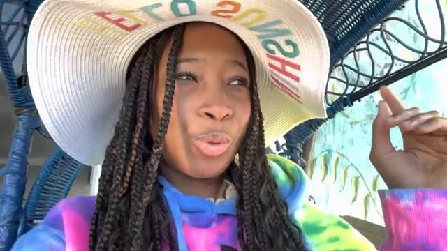 Vegan in Ocean Beach California + Samesun Hostel Experience ✨ смотреть онлайн
