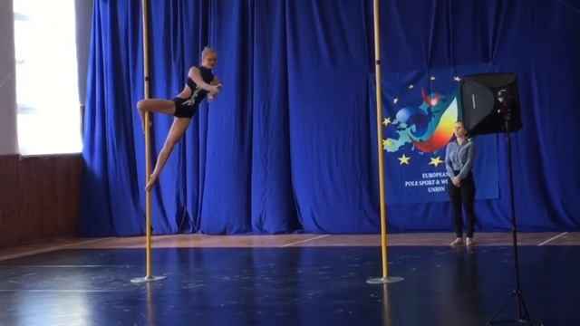 ?? Slavyana Melnik pole sport смотреть онлайн