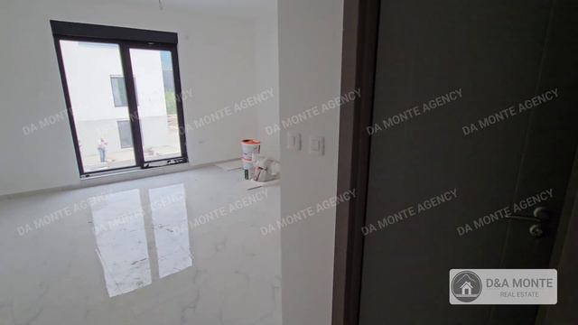 Квартира в Игало, Херцег Нови, Черногория, бассейн, парковка, море смотреть онлайн