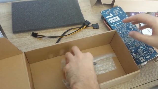Sapphire R9 280 Dual-X OC 3Gb Unboxing and First Look смотреть онлайн