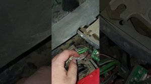 124 мерс искра нет причина