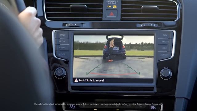 2016 Golf & VW’s All-Weather Rearview Camera| Exceptional Exists | Volkswagen Canada смотреть онлайн